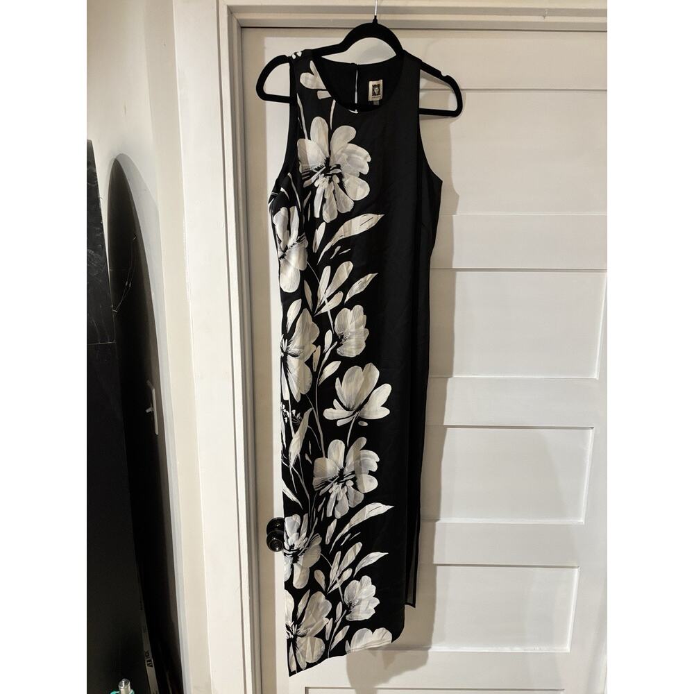 Anne Klein Blk Sheath MIDI Dress With Wht Floral Pattern Down 1 Side Sz 4 $129